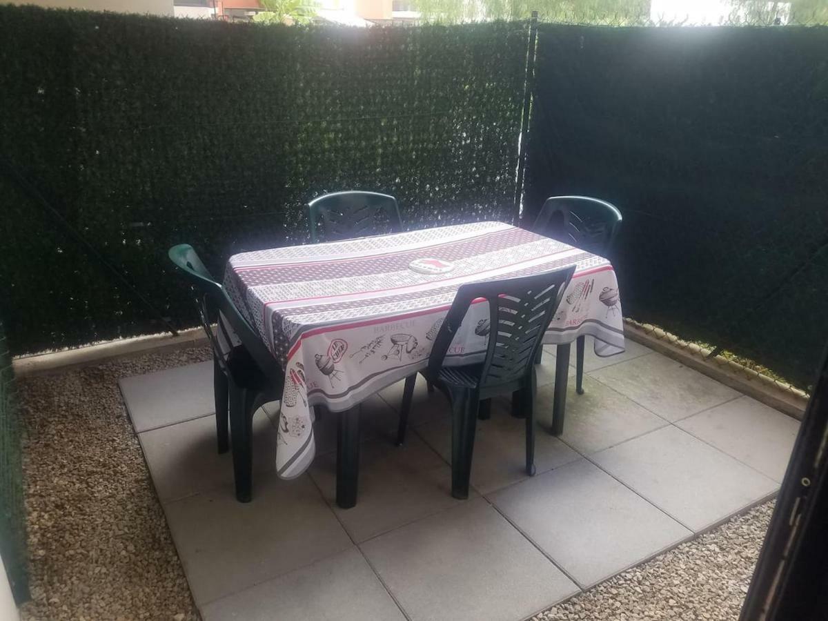 F1 De 36M2 Avec Terrasse Et Parking Privatif. Apartment La Roquette-sur-Siagne Exterior foto